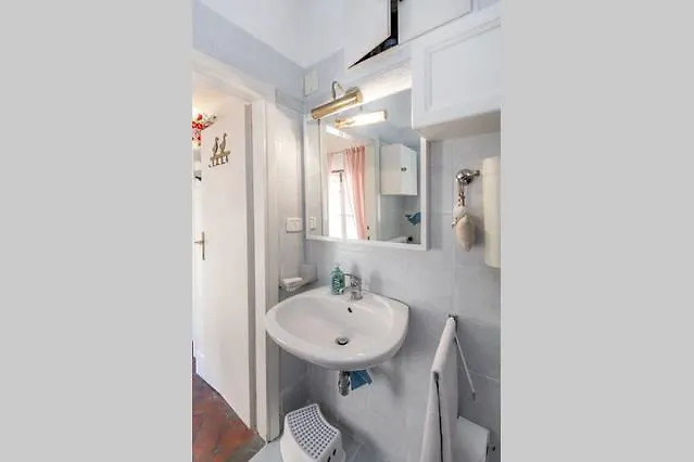 Ta - One Bedroom Luxury Apartment In The Fashion District Florens 0*,