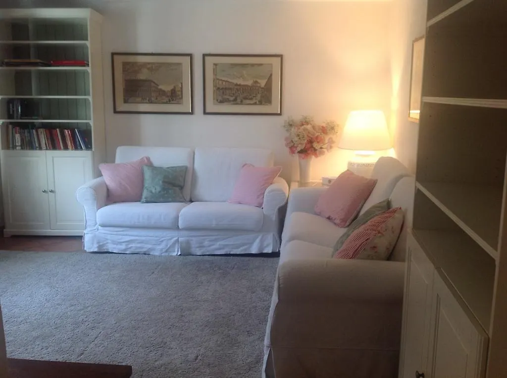 Ta - One Bedroom Luxury Apartment In The Fashion District Florence 0*,  Italy