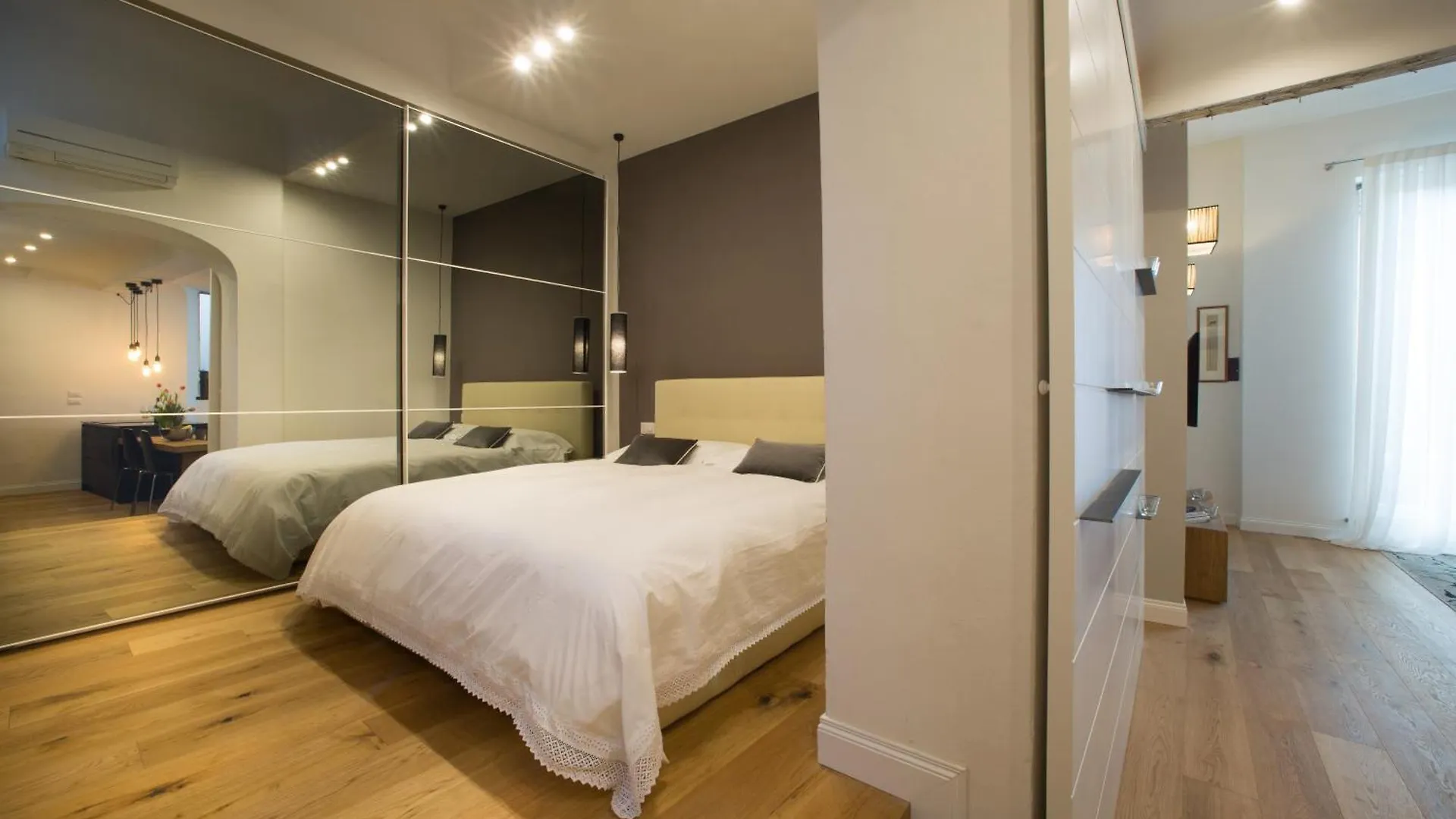 Ta - One Bedroom Luxury Apartment In The Fashion District Florence Italy