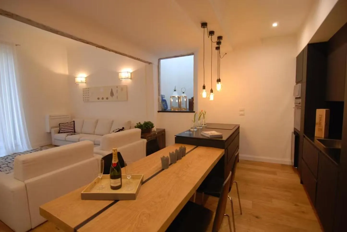 Ta - One Bedroom Luxury Apartment In The Fashion District Florence 0*,