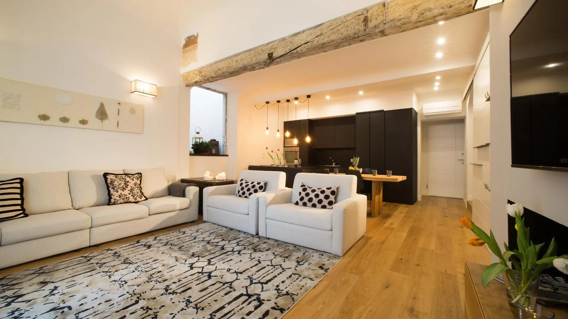 Ta - One Bedroom Luxury Apartment In The Fashion District Florence Italy