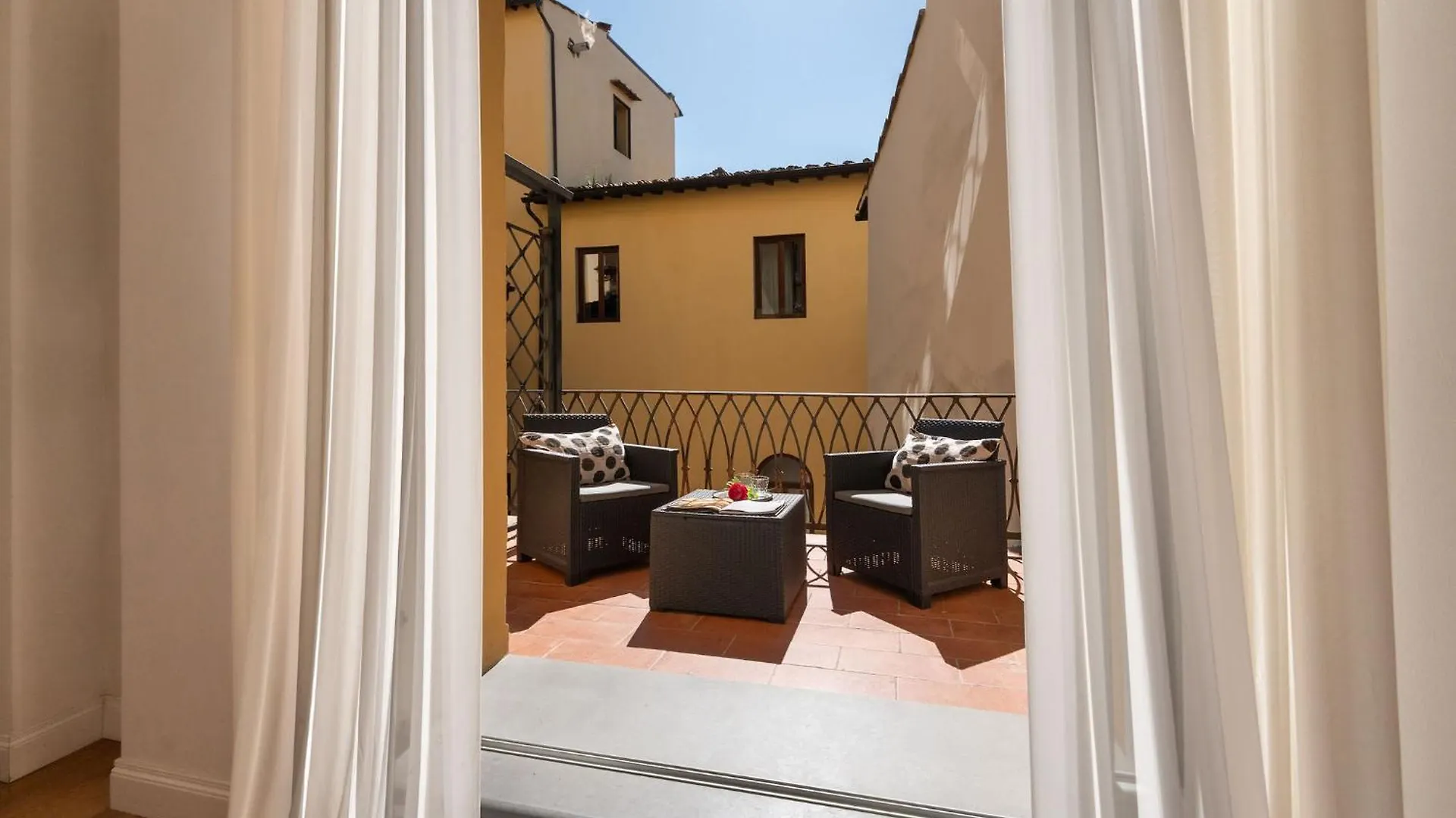 Ta - One Bedroom Luxury Apartment In The Fashion District Florens