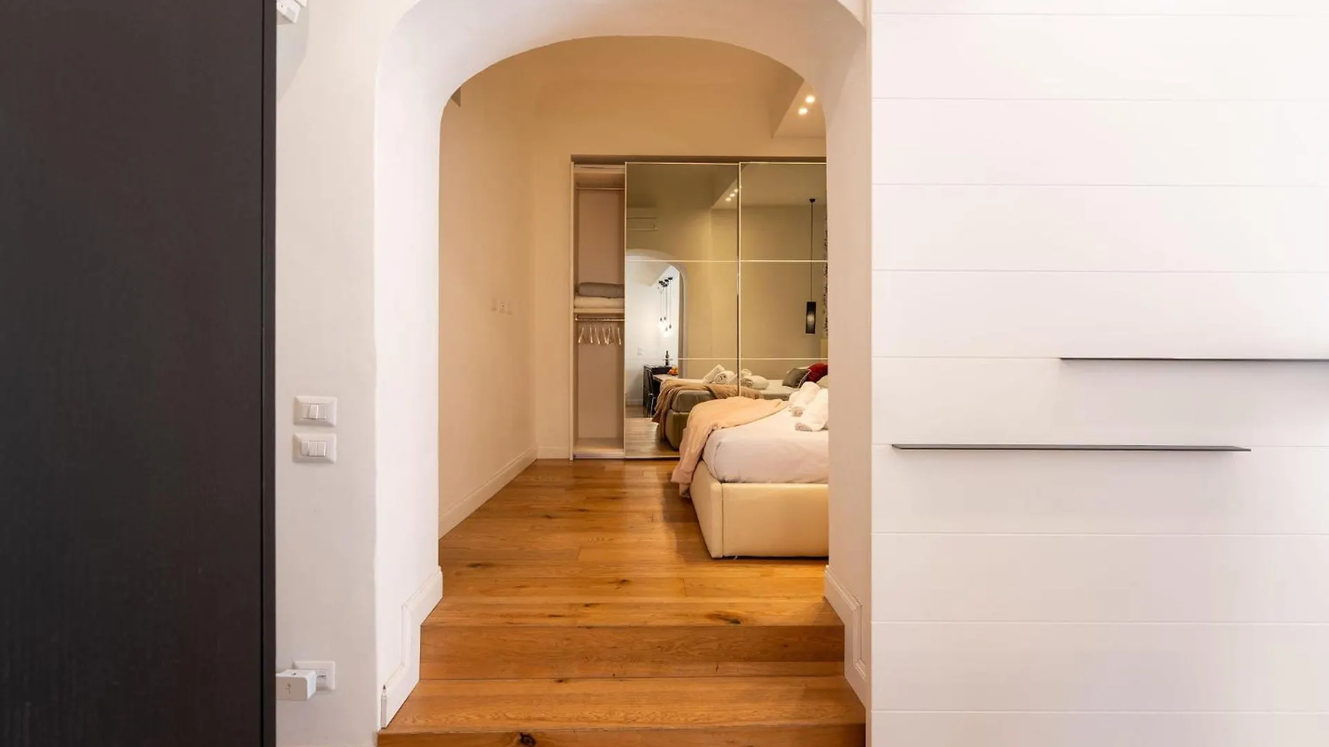 Ta - One Bedroom Luxury Apartment In The Fashion District Florence